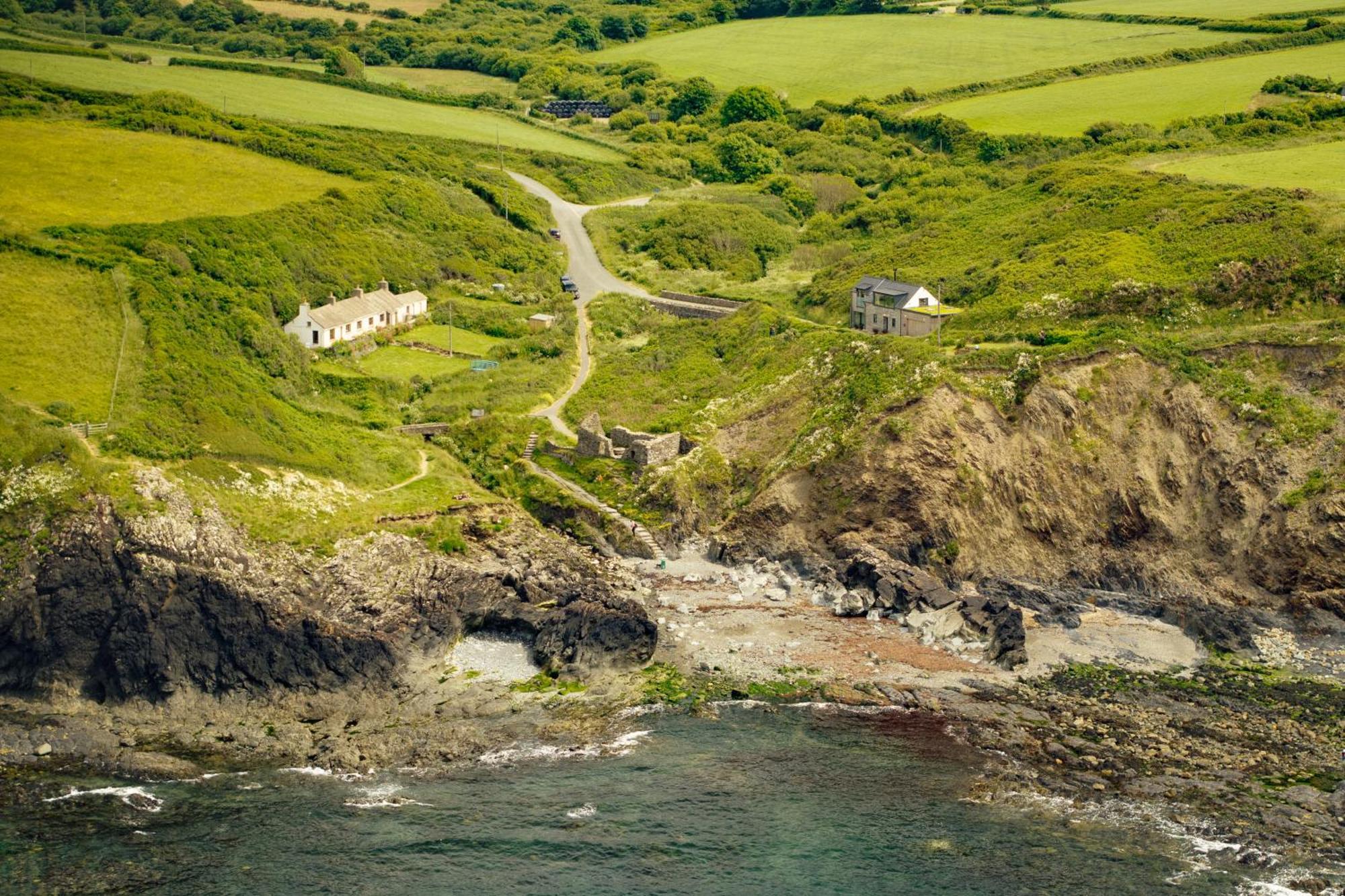 Cliff-Top Cottage On Coast Path W/Panoramic Views Trevine Экстерьер фото