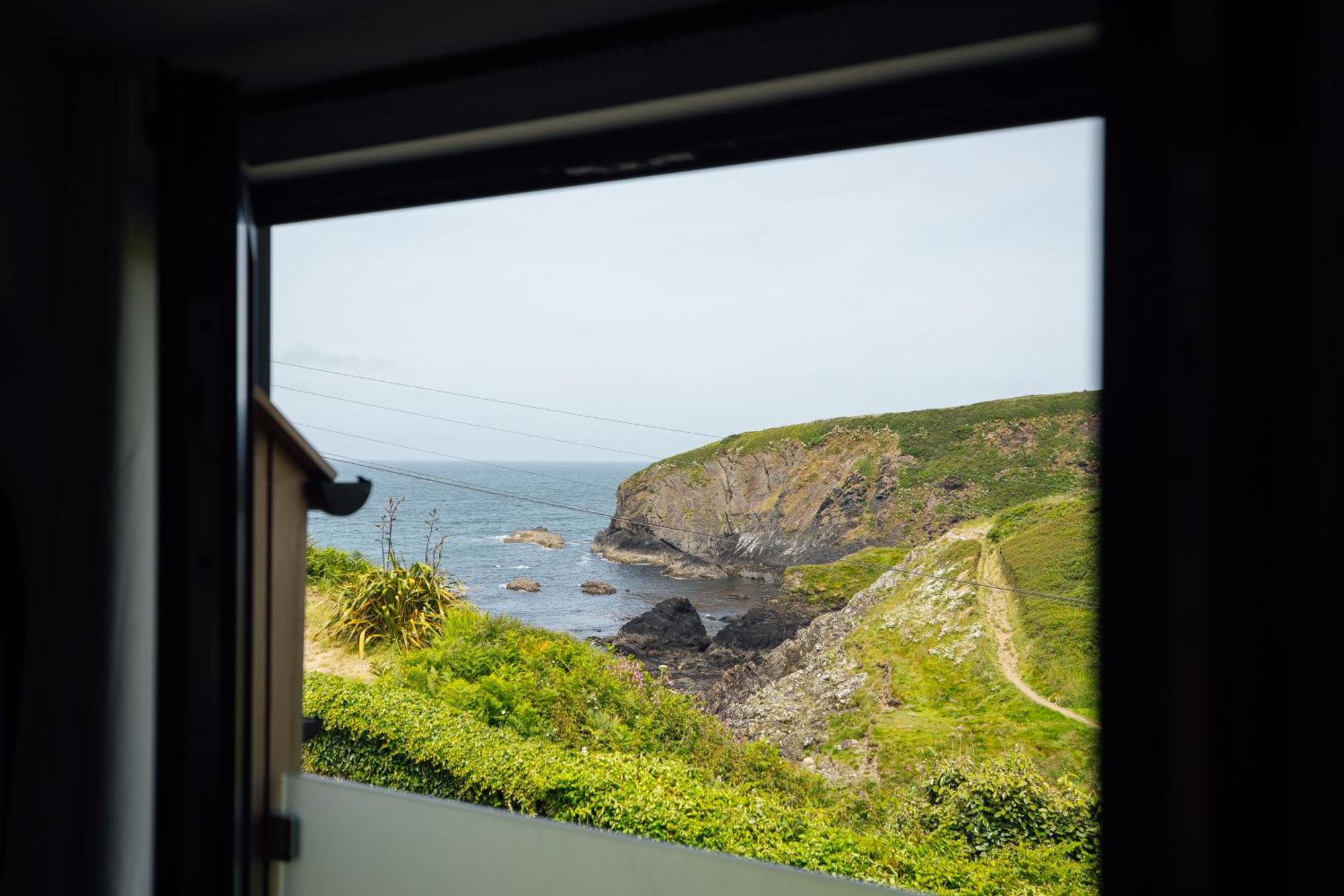 Cliff-Top Cottage On Coast Path W/Panoramic Views Trevine Экстерьер фото