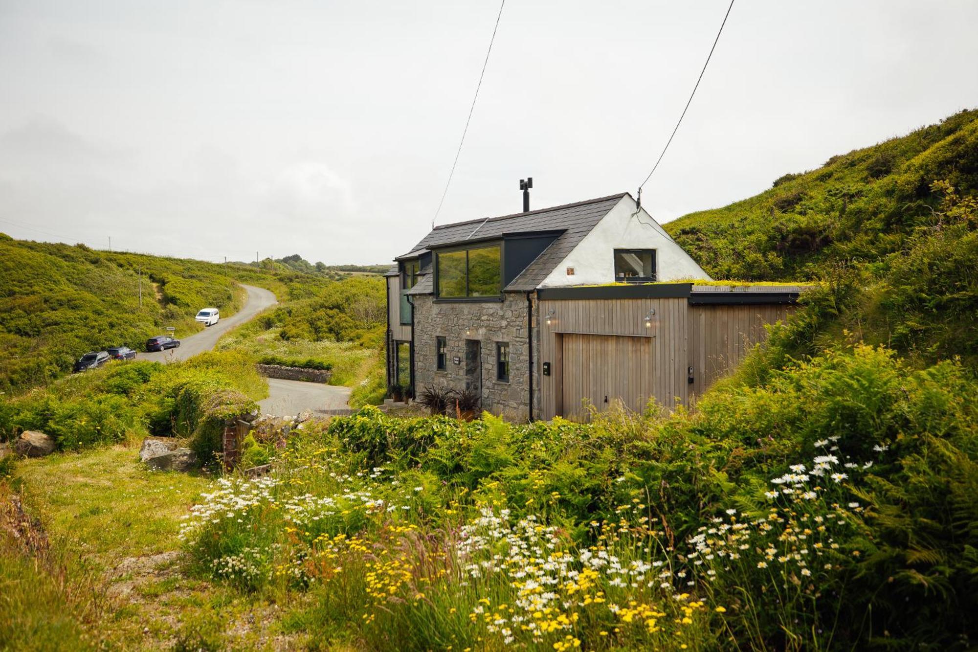 Cliff-Top Cottage On Coast Path W/Panoramic Views Trevine Экстерьер фото